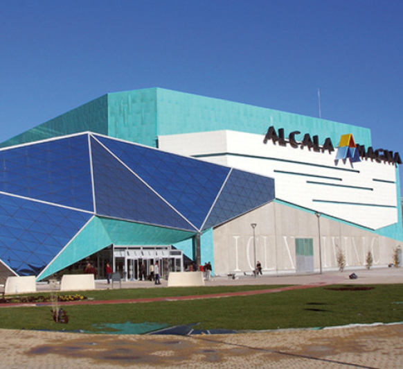 A NUESTROS CLIENTES Y AMIGOS ''CENTRO COMERCIAL ALCALÁ MAGNA''-ALCALÁ DE HENARES.
